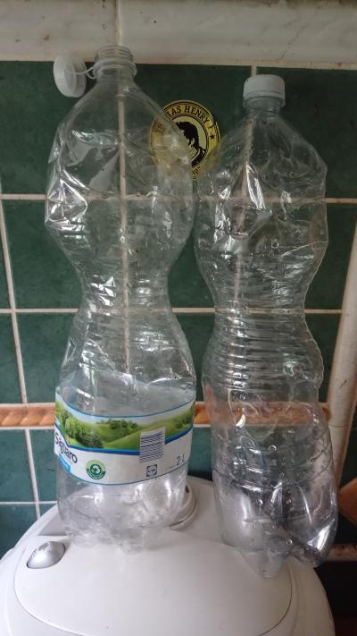 Lahve od vody- čisté