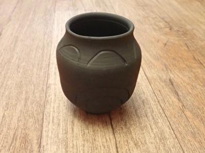 Keramická vázička
