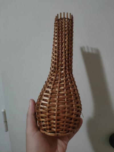 Pletená váza