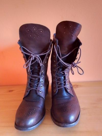 KOŽENÉ PODZIMNÍ BOTY