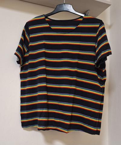 Pruhované tričko velikost 50