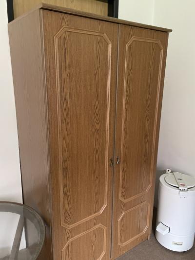 Skříň  - k odběru 11.10