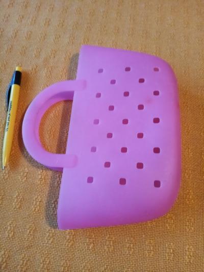 taštička pro slečny