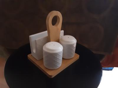 Slánka s pepřenkou + držák ubrousků