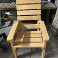 Dětská dřevěná židlička