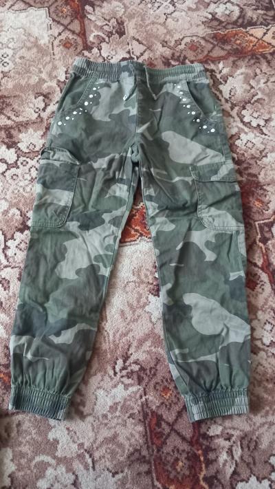Dívčí kalhoty vel 120