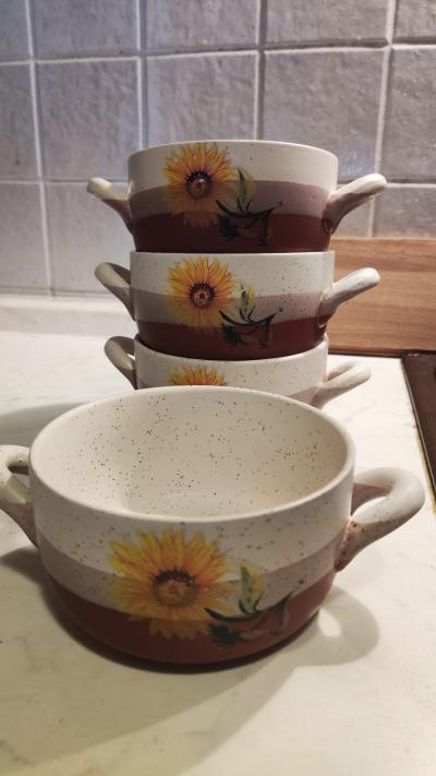 4 mističky o průměru cca 10 cm