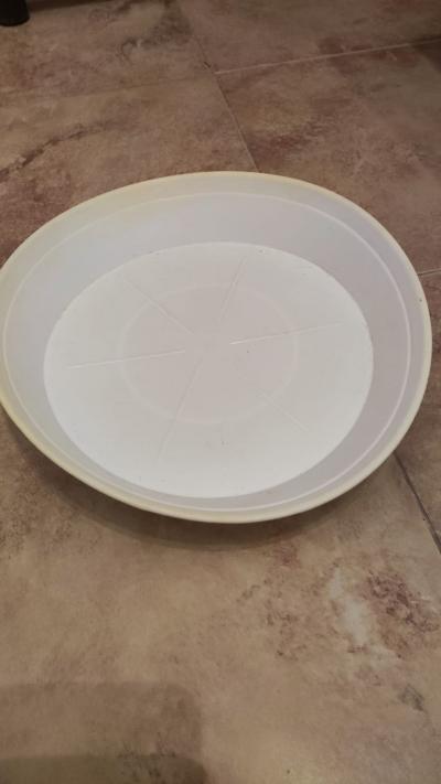 misku pod květináč