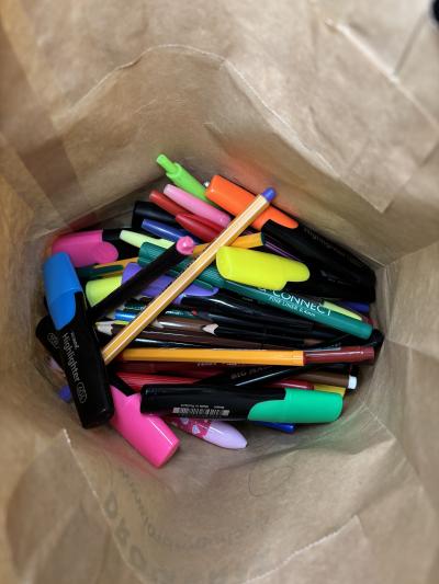 Kancelárske/kreatívne veci