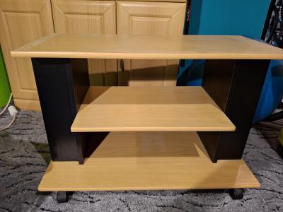 Skříňka na kolečkách