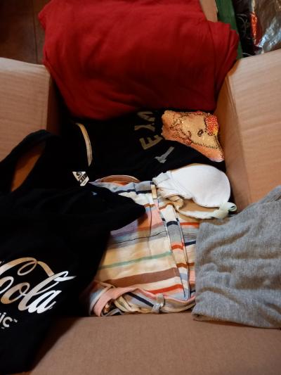 Dámské oblečení M/L