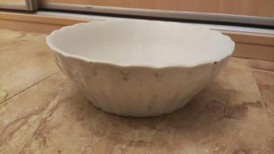 mísu o průměru 22 cm