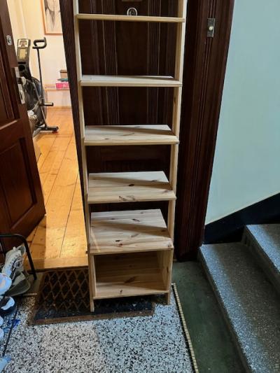 Polička do pokojíčku pre deti