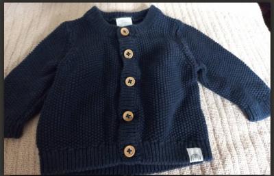 Modrý svetřík vel.68