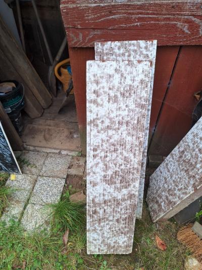 Cihlové obklady s povrchem keramiky dva kusy