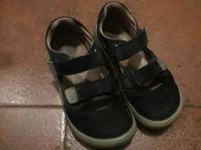 Kozene botky/sandalky/prezuvky 30