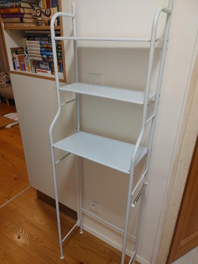 Polička za toaletu či pračku