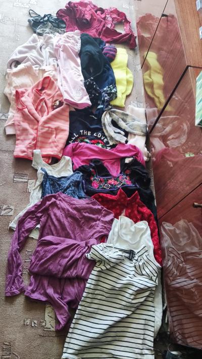 Holčičí dětské oblečení cca 6-10 let.