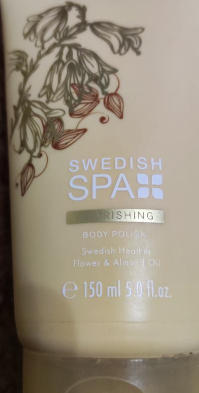 Body polish - řekl bych, že více než polovina tuby.