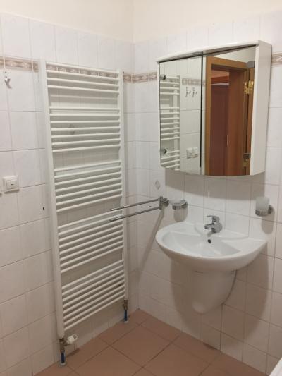 Daruji umyvadlo, vanu a sprchovou vaničku