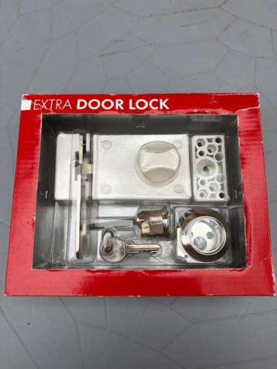 Bezpečnostní zámek na vnitřní dveře