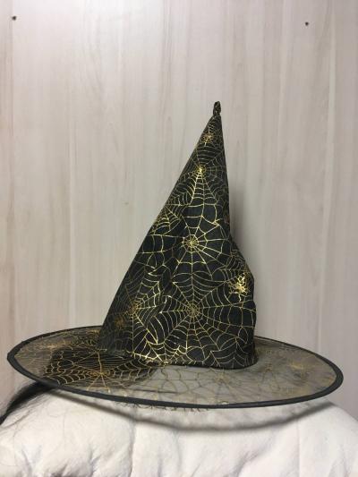 Klobouk na Halloween