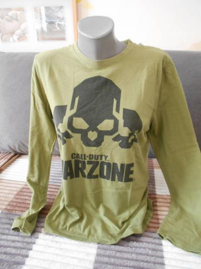 Triko zelené call of duty Warzone vel. XS ale je větší.