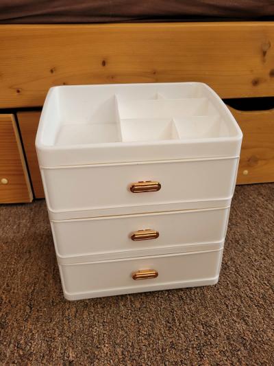 Plastové šuplíčky