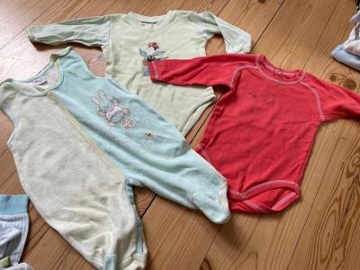 Dětské body a dupačky 74