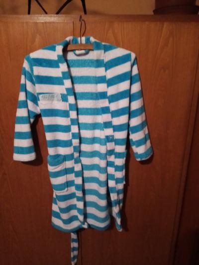 pěkný měkký župánek 122-128