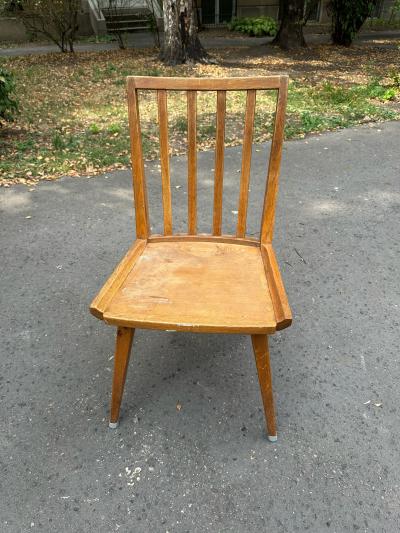 dřevěná židle za odvoz Praha 4
