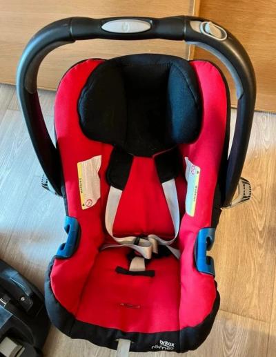 autosedacku s isofixem britax