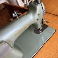 šlapací šicí stroj značky Minerva