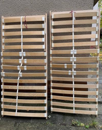 2 lamelové rošty do postele