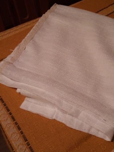 malá bílá záclonka 60 x 150cm