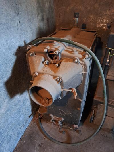 Kotel na tuhá paliva