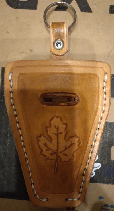 Kožené klíčenky / přívěšky na klíče s různými motivy