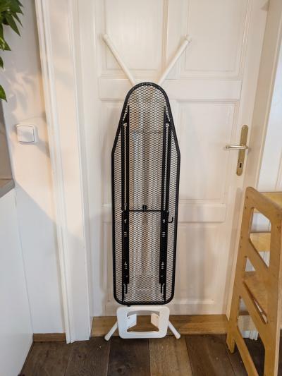 Žehlící prkno kovové bez potahu