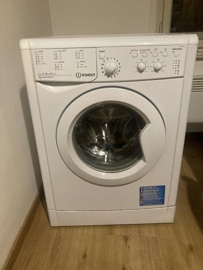 Daruji funkční pračku za odvoz