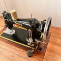 Daruji za odvoz starožitný šicí stroj