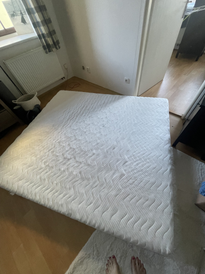 Pružinovo-pěnova matrace 180x200