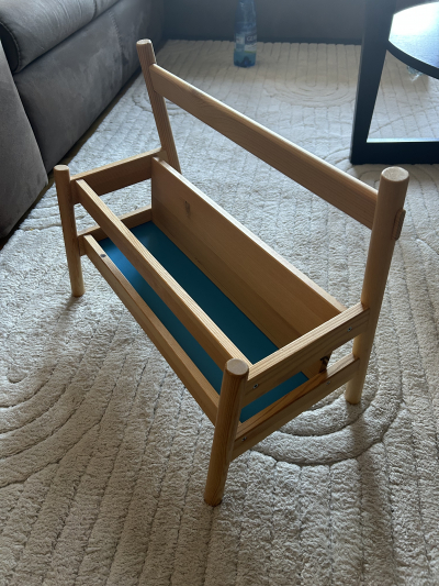 Detska prenosna policka na knihy