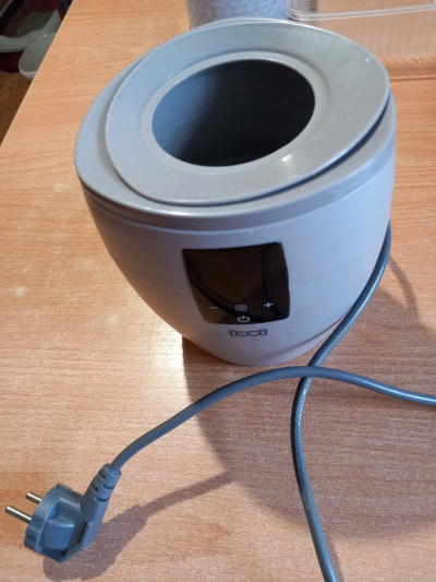 OHŘÍVAČKA KOJENECKÝCH LAHVÍ