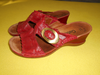 Kožené pantofle Gabor