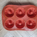 Cukrářské košíčky + silikonová forma na 6 bábovek