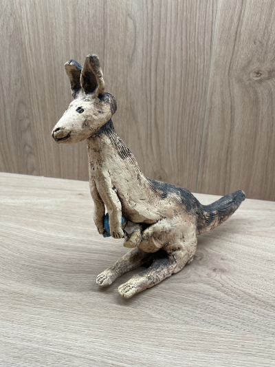 Keramika - soška klokana