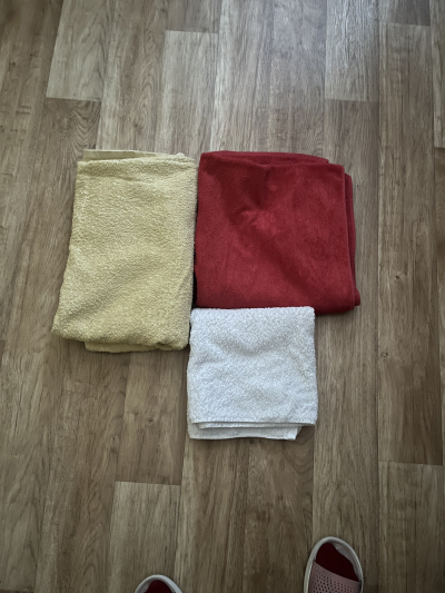 Daruji 2 osušky a 1 ručník