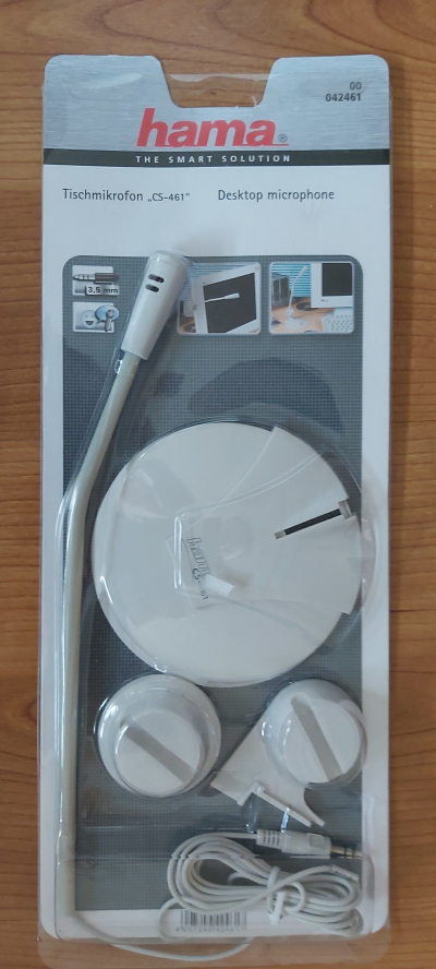 Retro stolní mikrofon