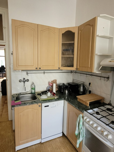 Kuchyňská linka s dřezem