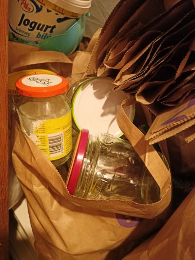 Sklenice od marmelád, majonéz, okurek...